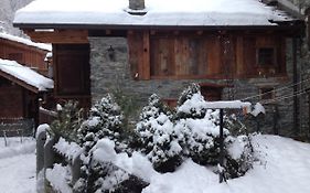 Chalet Cretaz